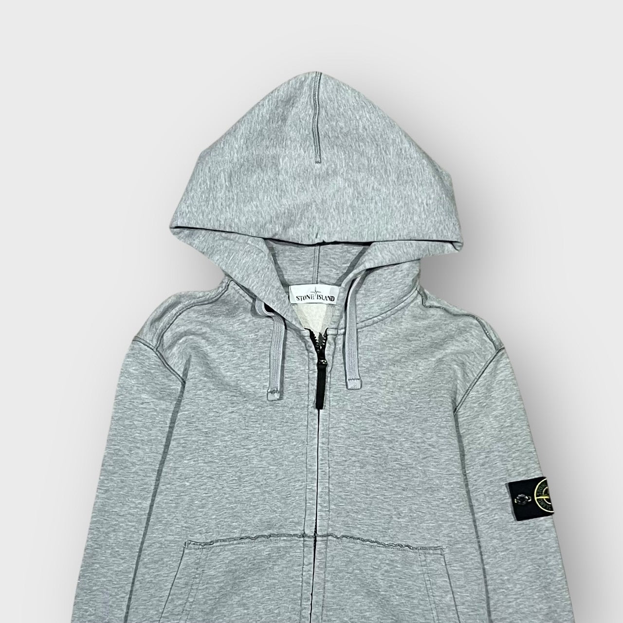 00’s “STONE ISLAND”
zip up hoodie
