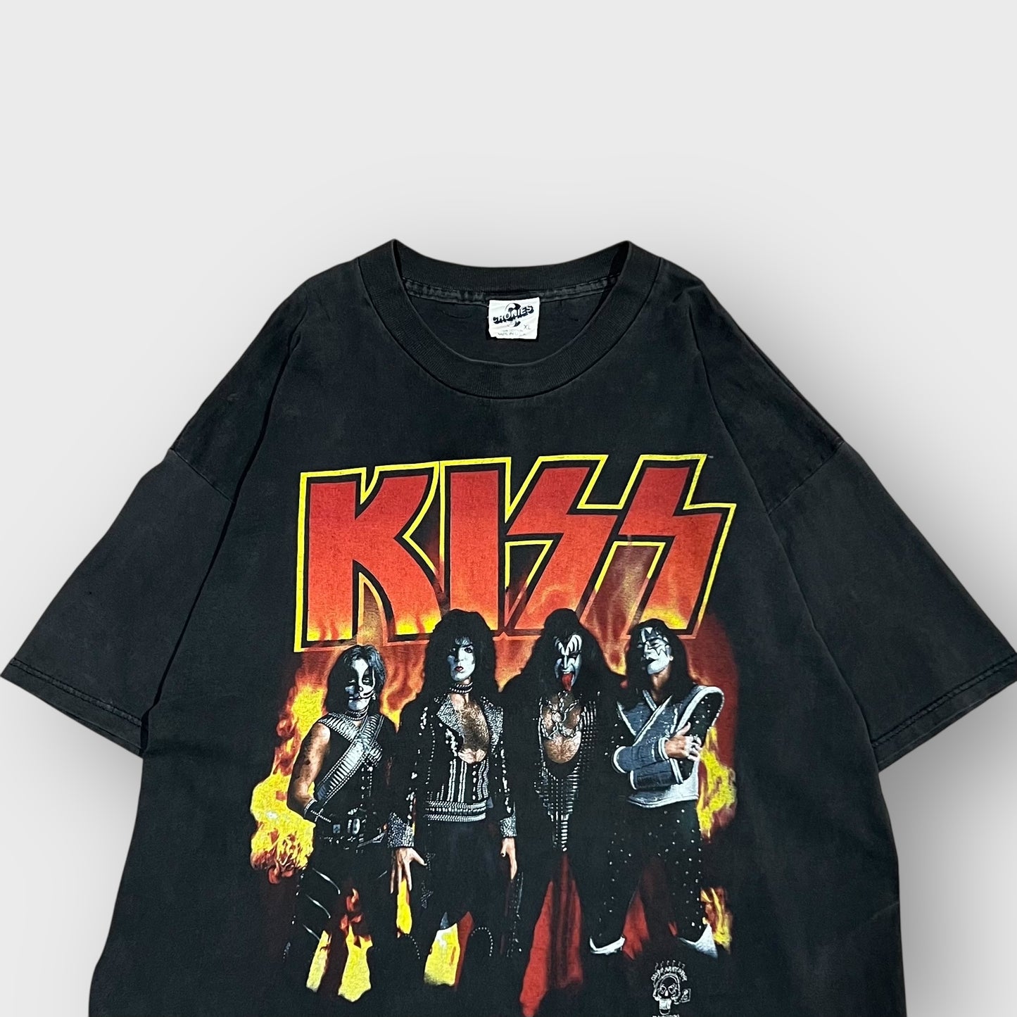 90’s “KISS” band t-shirt