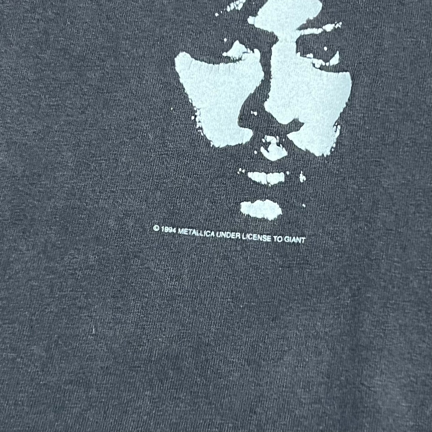 90’s METALLICA
“black album” t-shirt