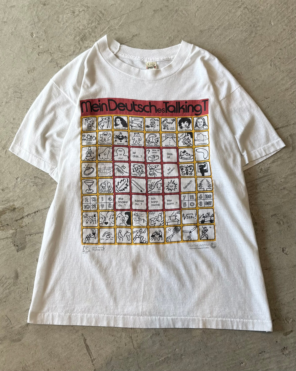 80's
graphic t-shirt large
