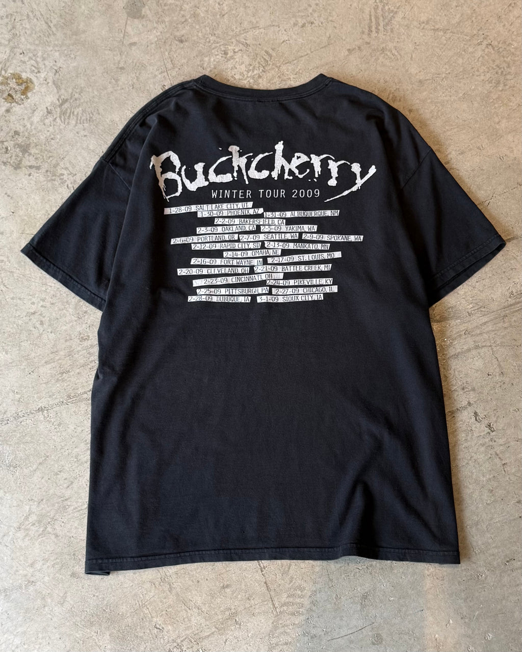 00's "Buck cherry"
tourt-shirt