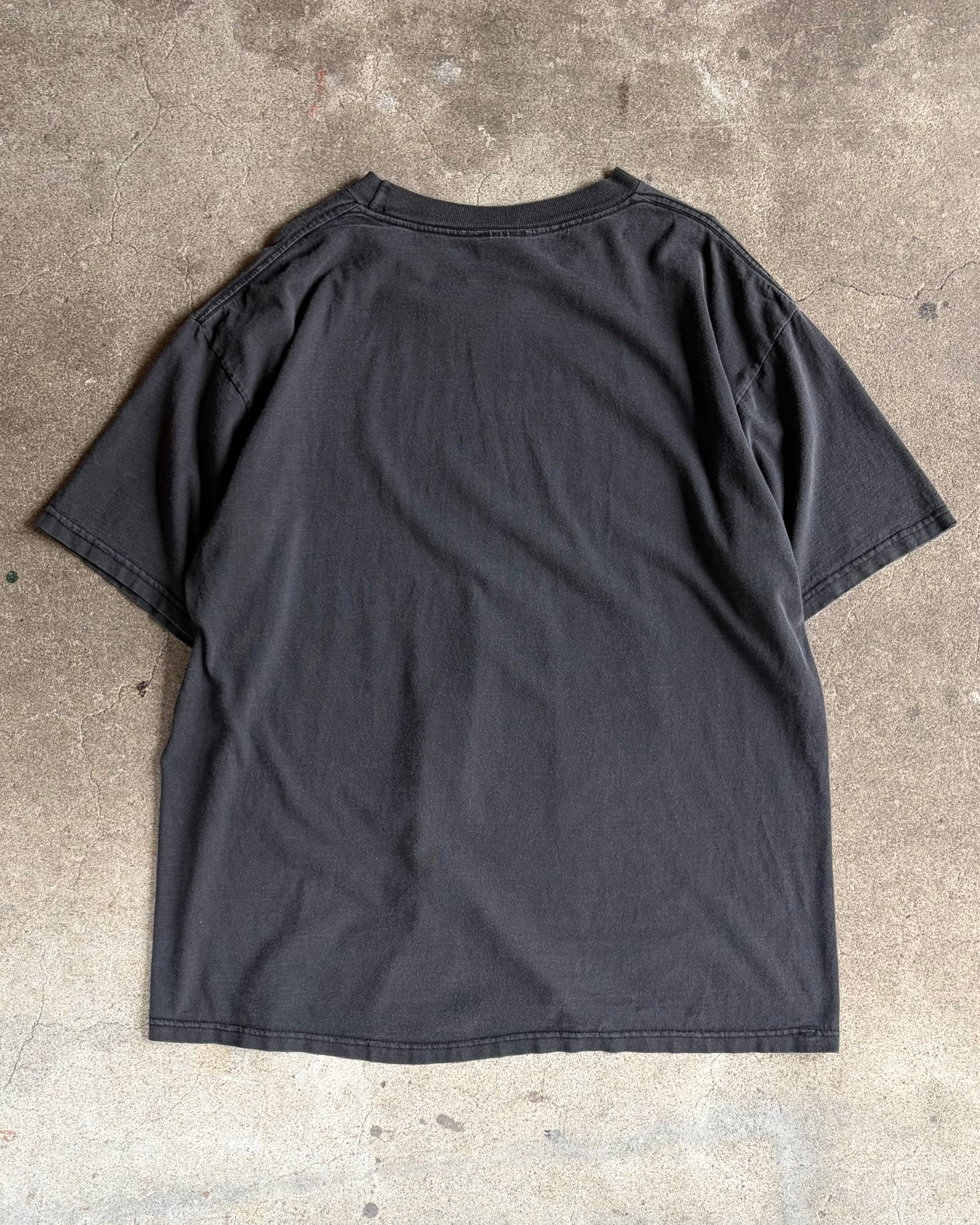 90’s UNIVERSAL STUDIOS FLORIDA
“JAWS” t-shirt