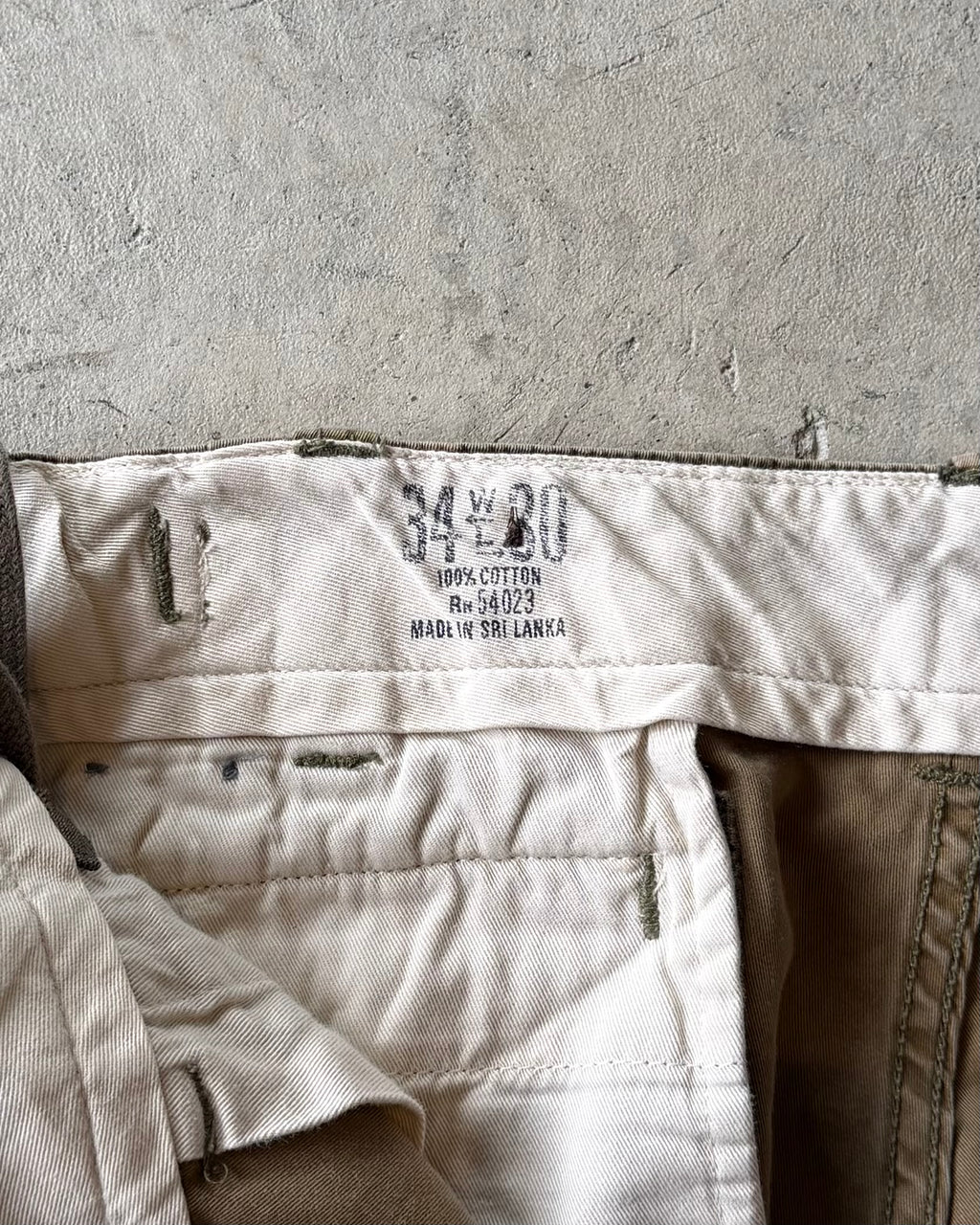90-00’s camouflage cargo pants