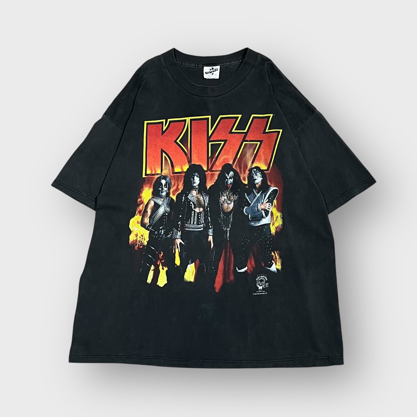 90’s “KISS” band t-shirt