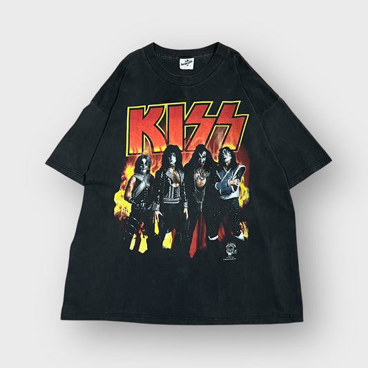 90’s “KISS” band t-shirt