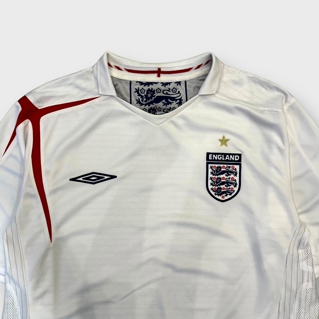 00's UMBRO "ENGLAND" team shirt