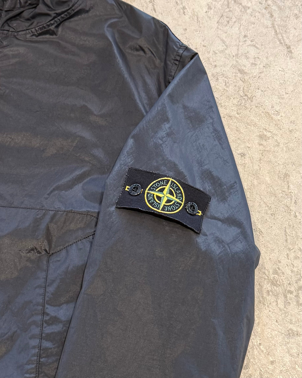 00’s “STONE ISLAND”
garment dyed hooded jacket