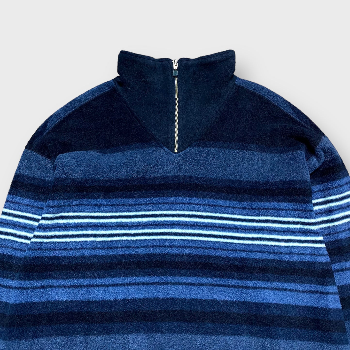 "NORTH WEST BLUE" Border pattern half zip fleece pullover top