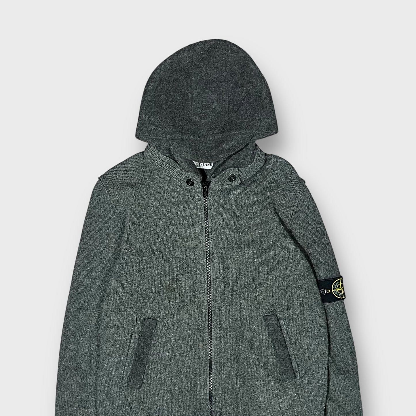 00’s STONE ISLAND
zip up knit hoodie