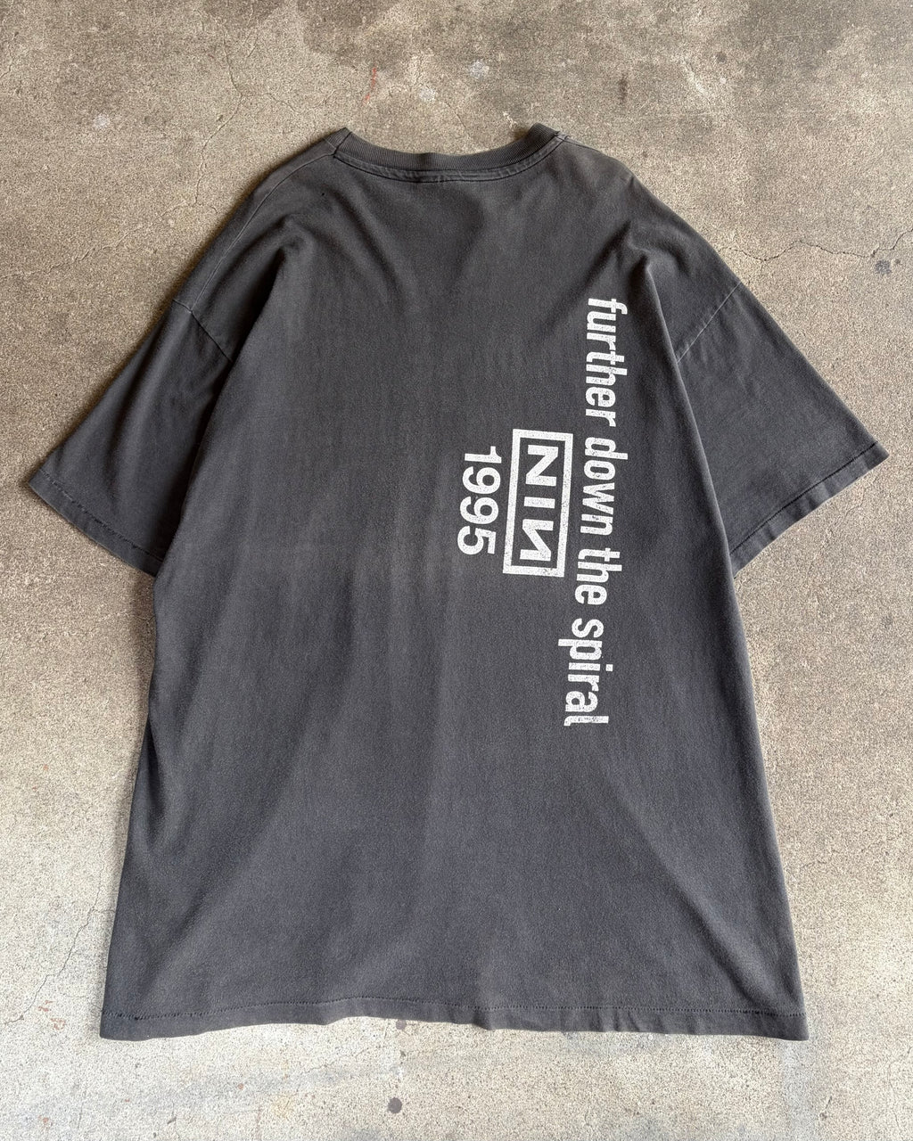 90’s “Nine luch Nails”
"Further Down The Spiral" album t-shirt X-large