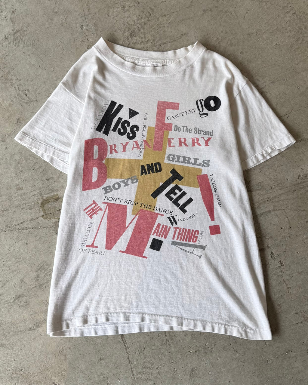 80's
art t-shirt medium