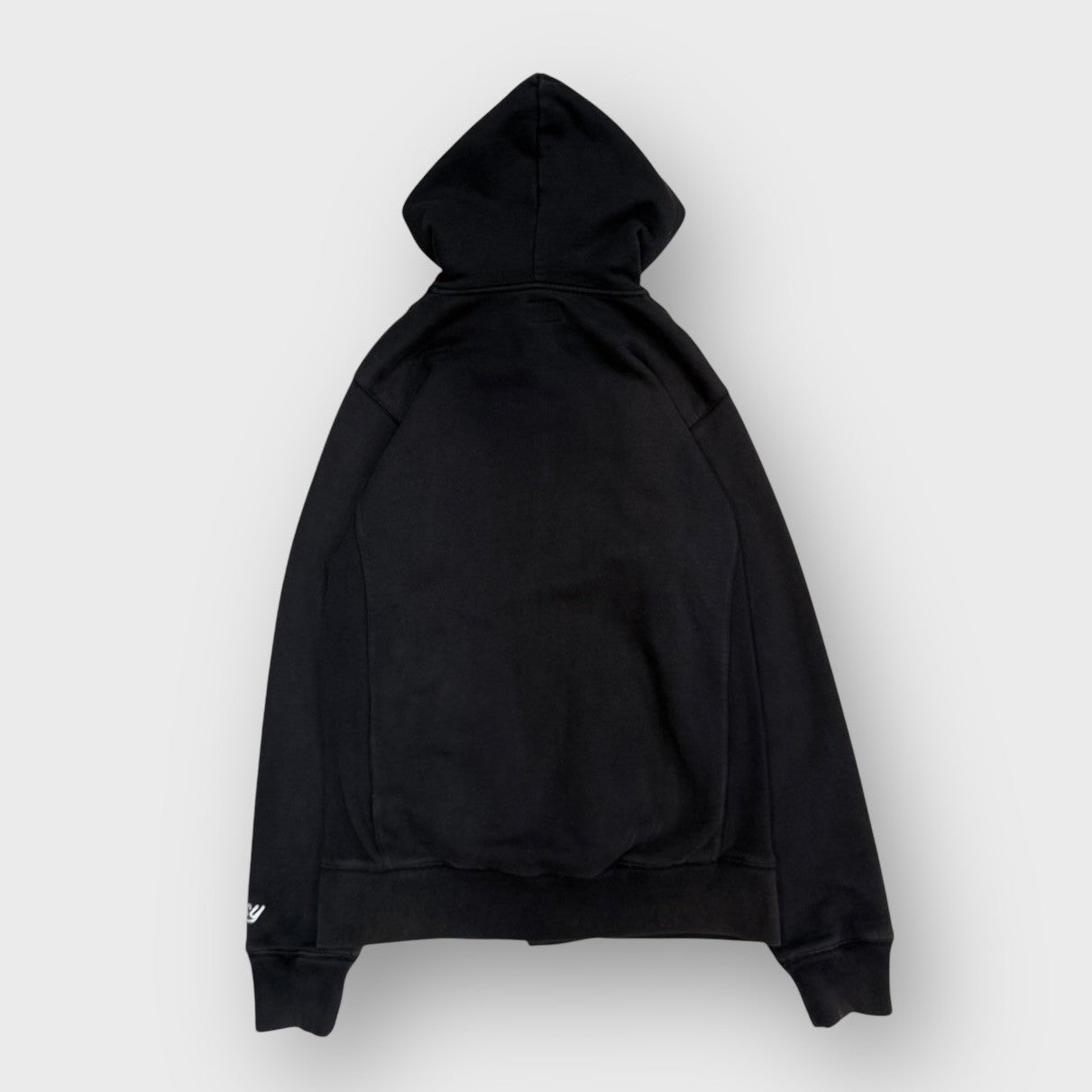 00's "STUSSY"
Hooded studium jacket