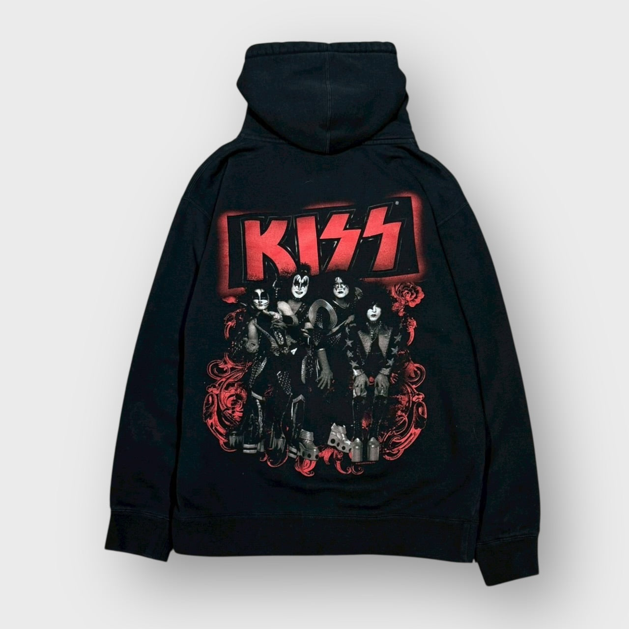 90’s “KISS”
band zip hoodie