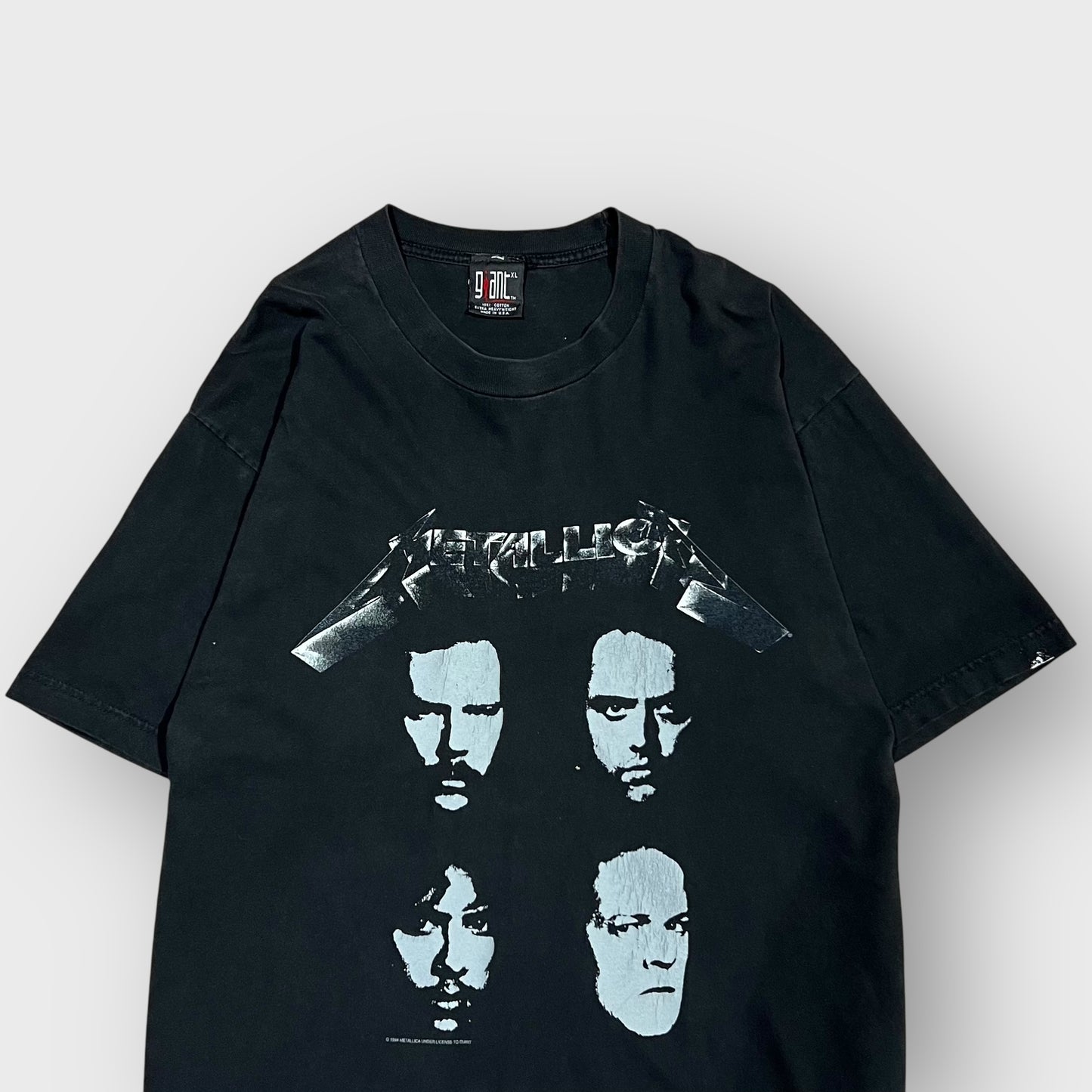 90’s METALLICA
“black album” t-shirt