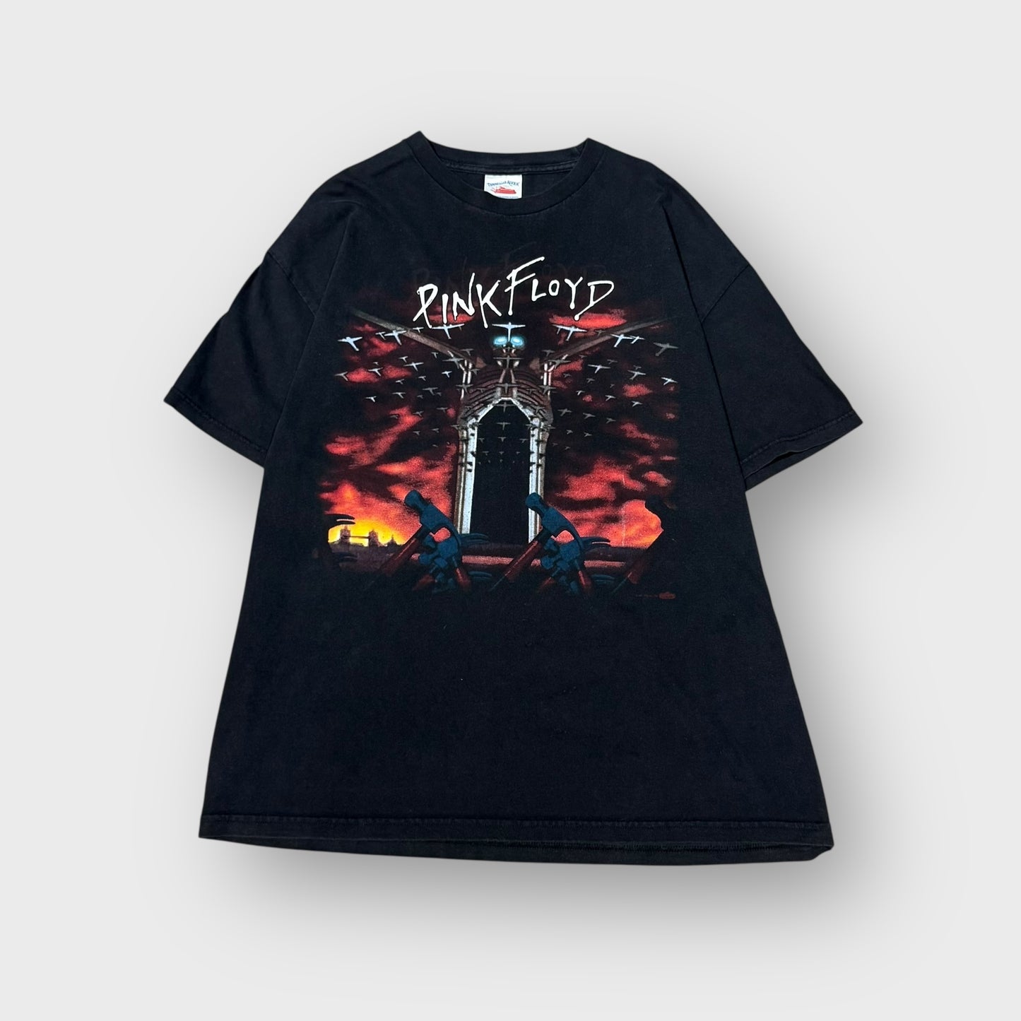 90’s PINK FLOYD “THE WALL” album t-shirt