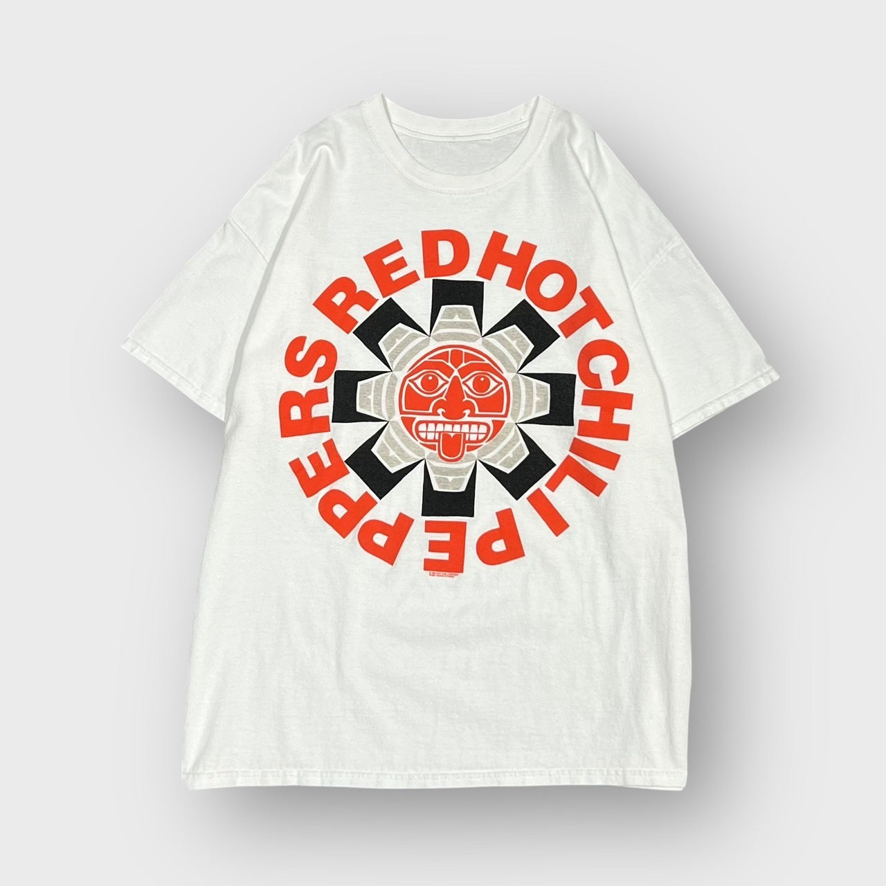 00’s “RED HOT CHILI PEPPERS”
band t-shirt