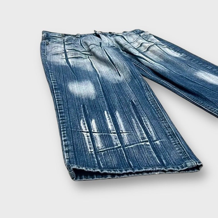 90's "RAW SINCE"
Woshed pattern wide denim pants