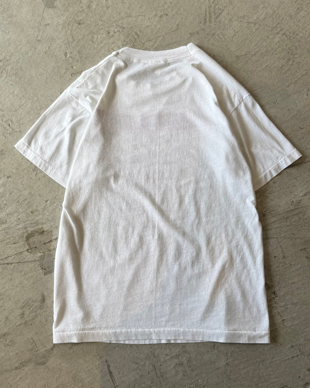 80's
graphic t-shirt large