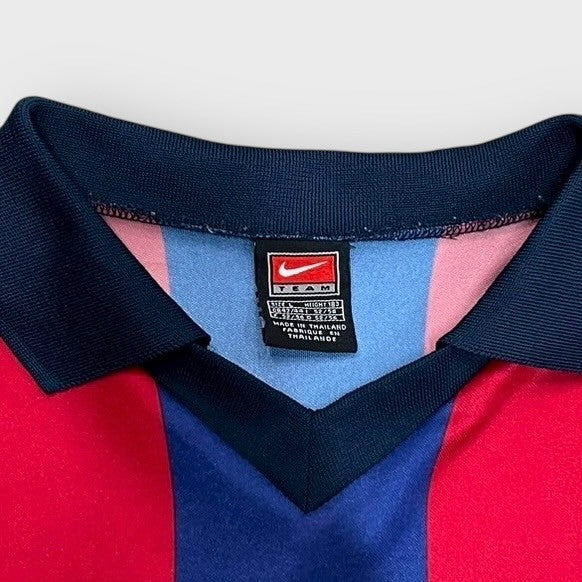 00’s “NIKE”
“FC Barcelona” team shirt