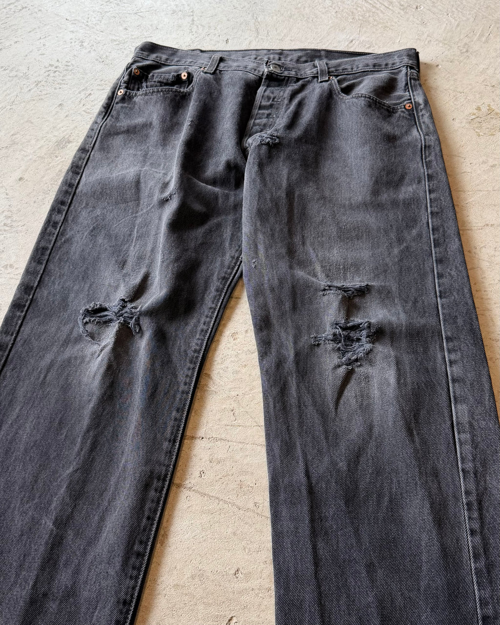00’s Levi’s “501” damage denim pants 36×30