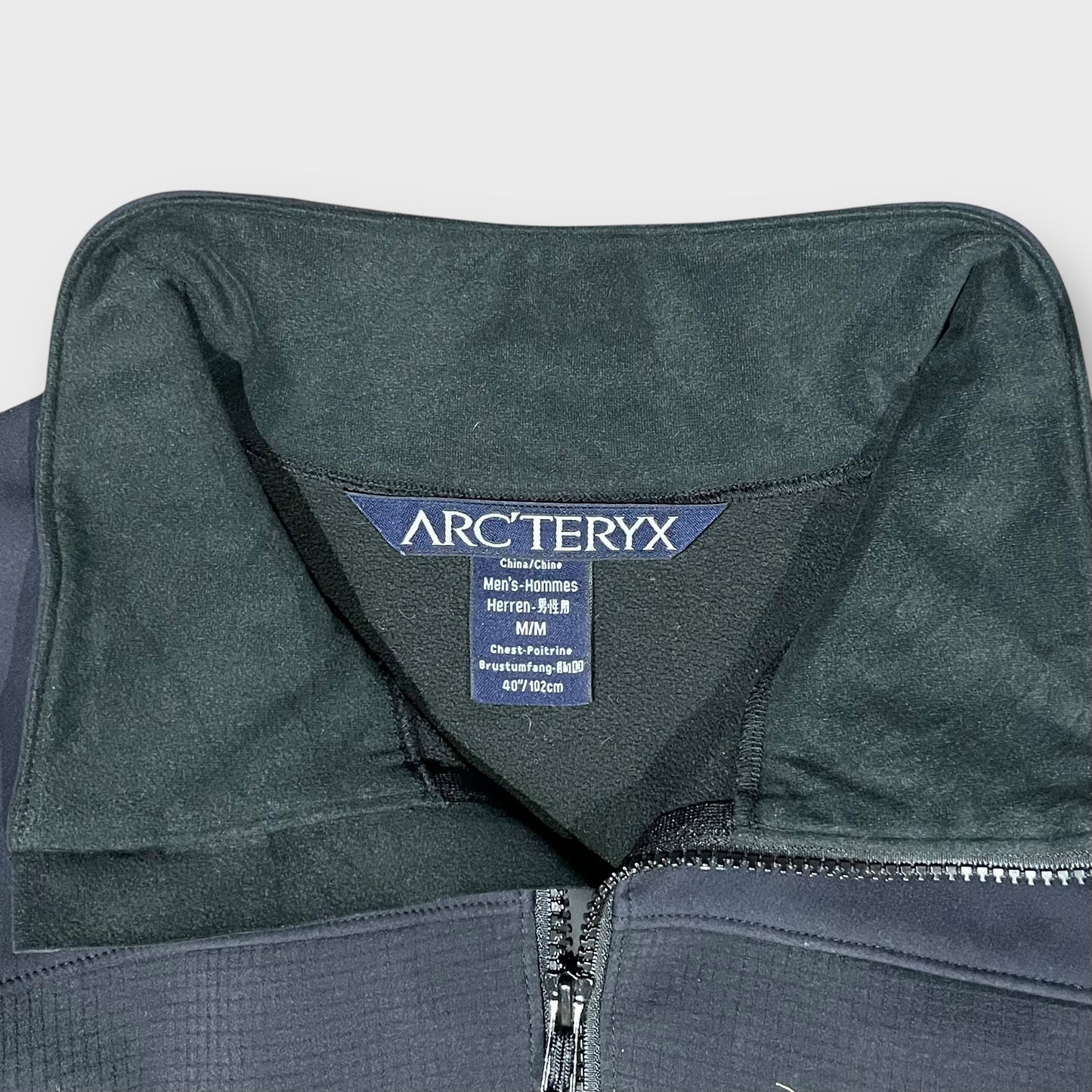 90’s-00’s ARC'TERYX
gamma lt jacket