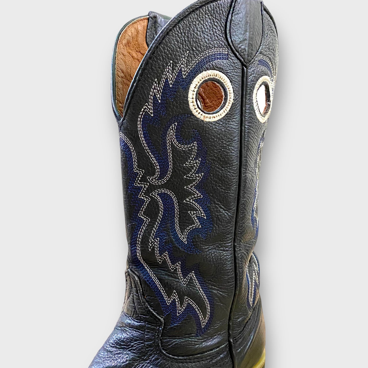 Embroidery western boots