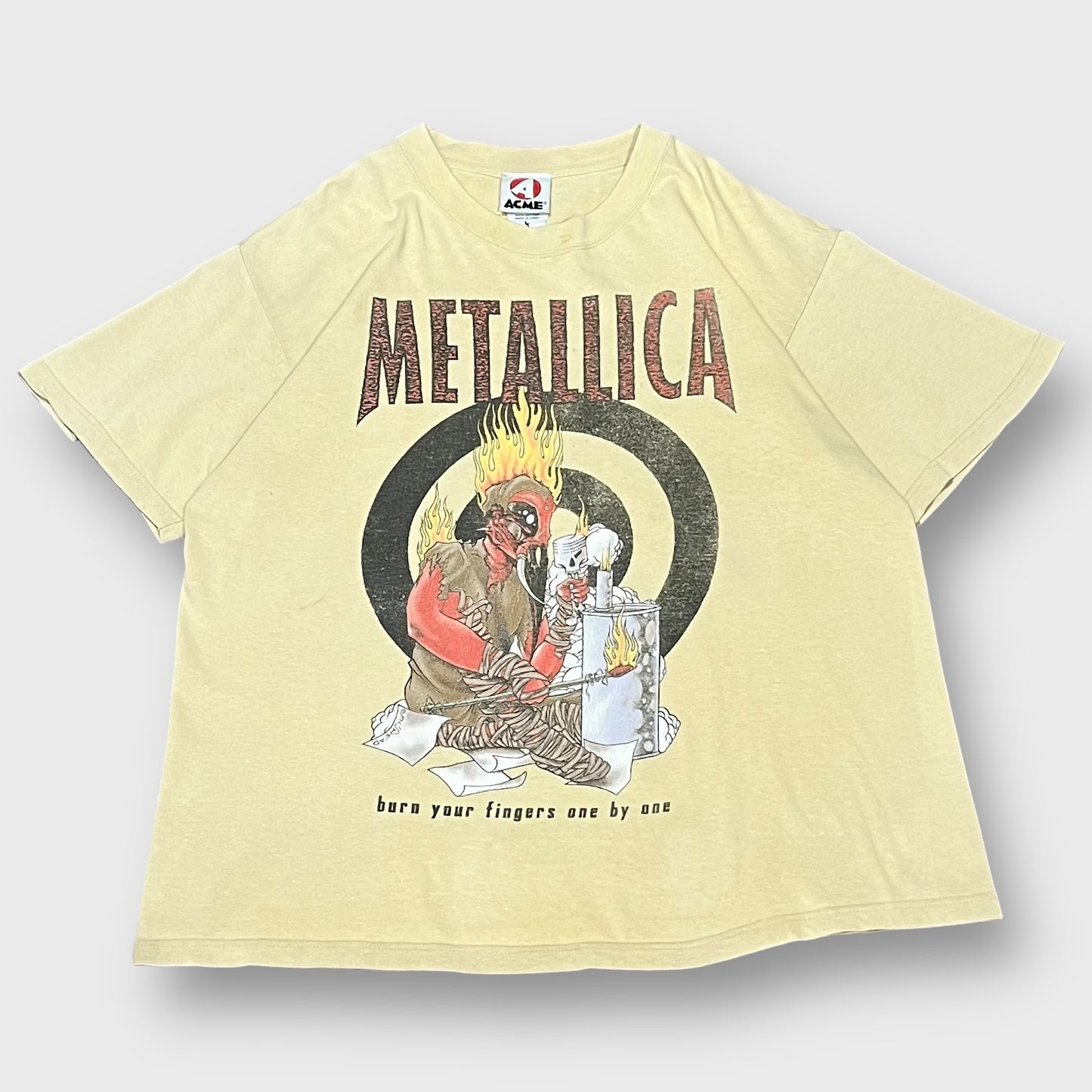 90’s METALLICA
“Pushead”burn your fingers one by one t-shirt