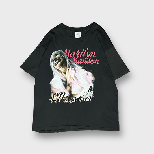 90’s MARILYN MANSON
“sweet dreams are made of this” band t-shirt