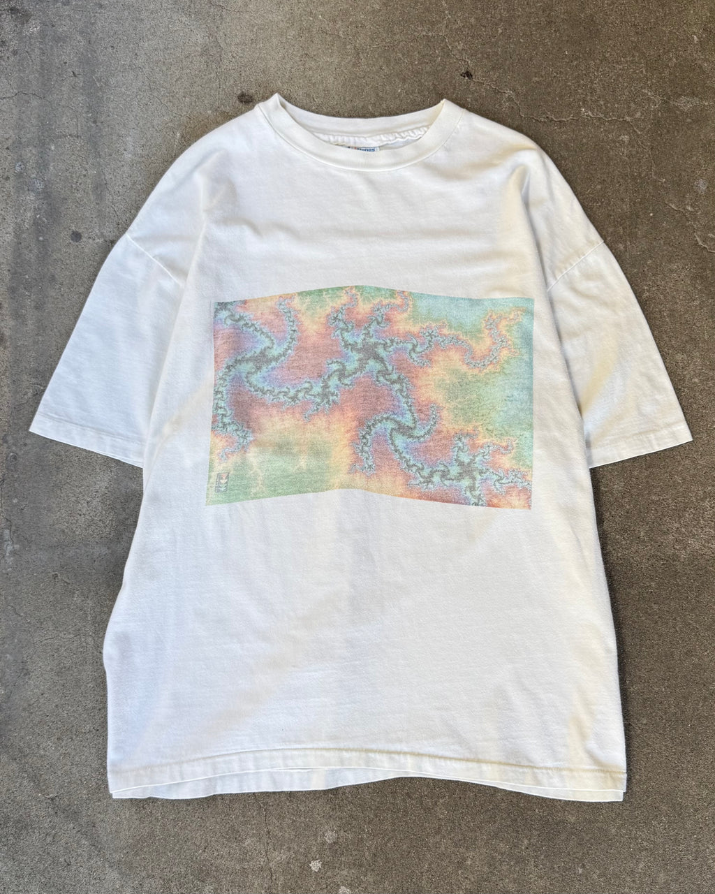 90’s “fractal” art t-shirt