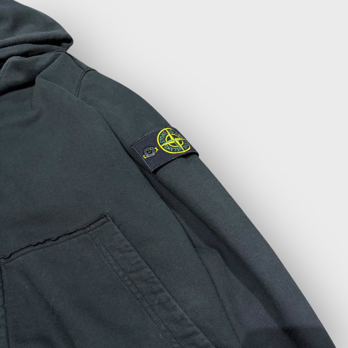 00’s “ STONE ISLAND” zip up hoodie