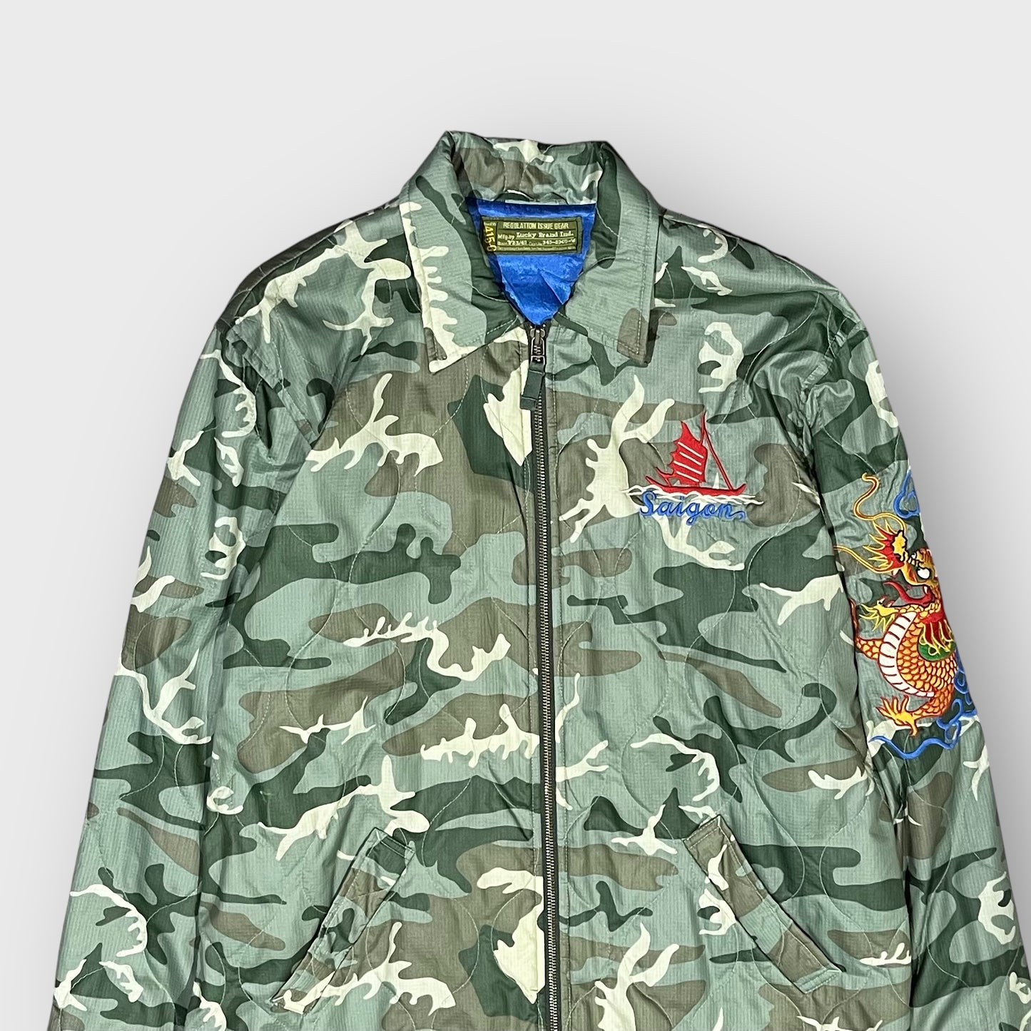 90’s-00’s “lucky brand” camouflage souvenir jacket