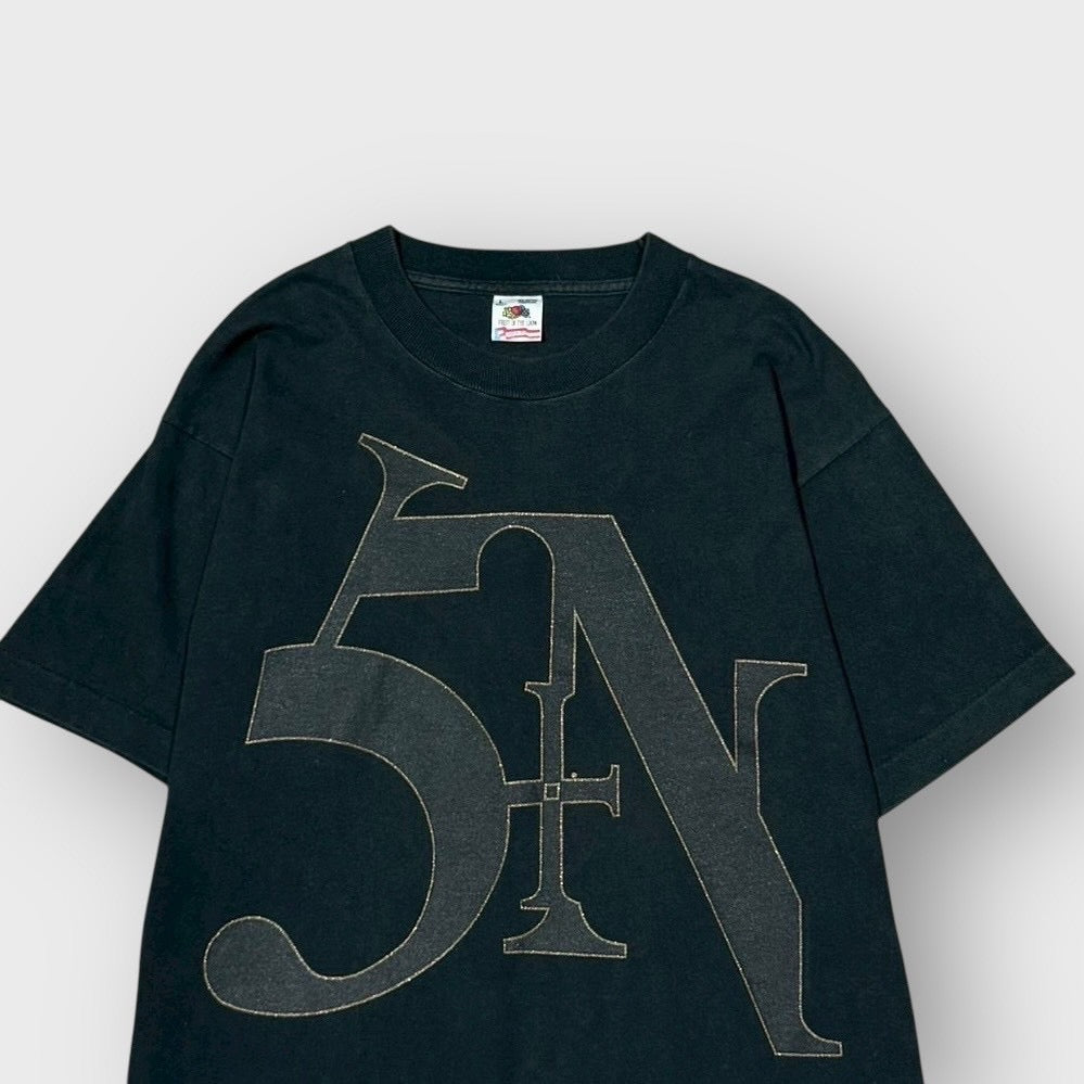 90’s “NINE INCH NAILS”
band t-shirt