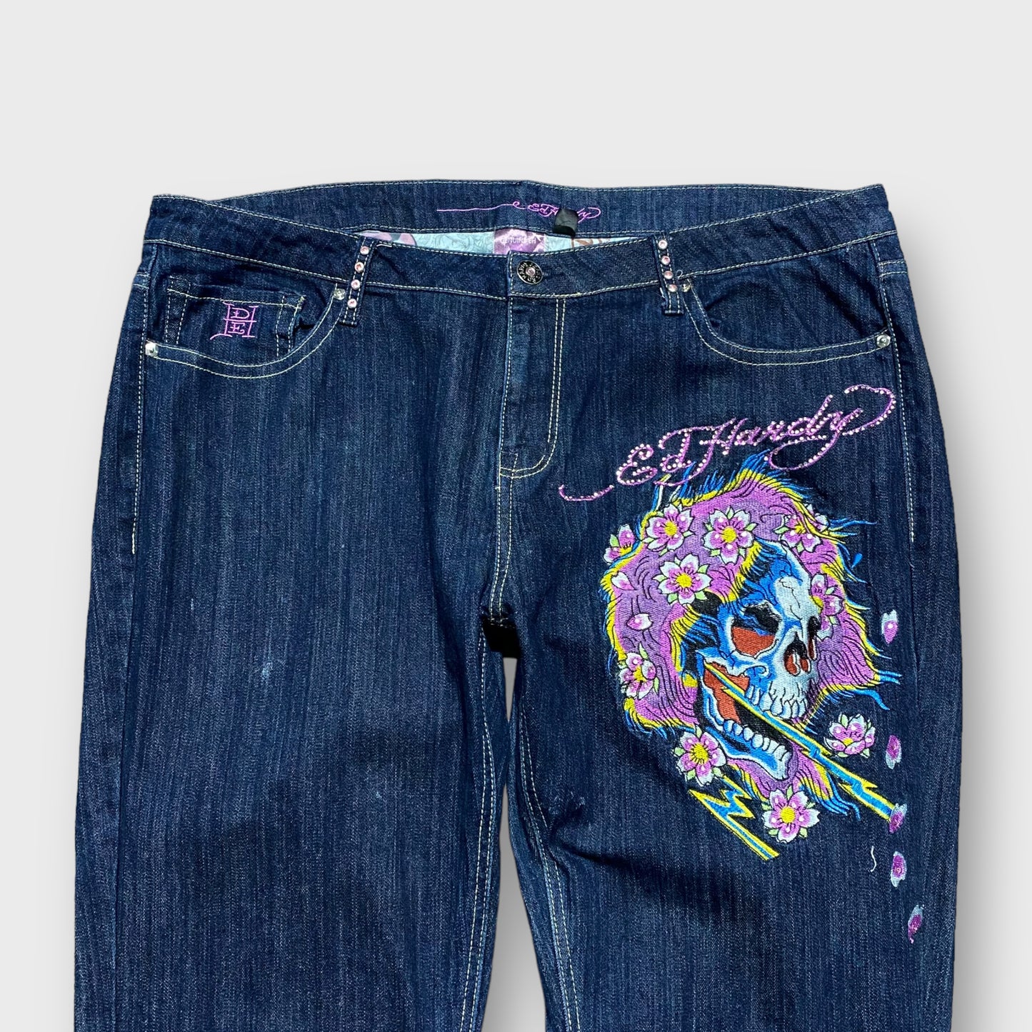 "Ed Hardy" Tapered silhouette denim pants