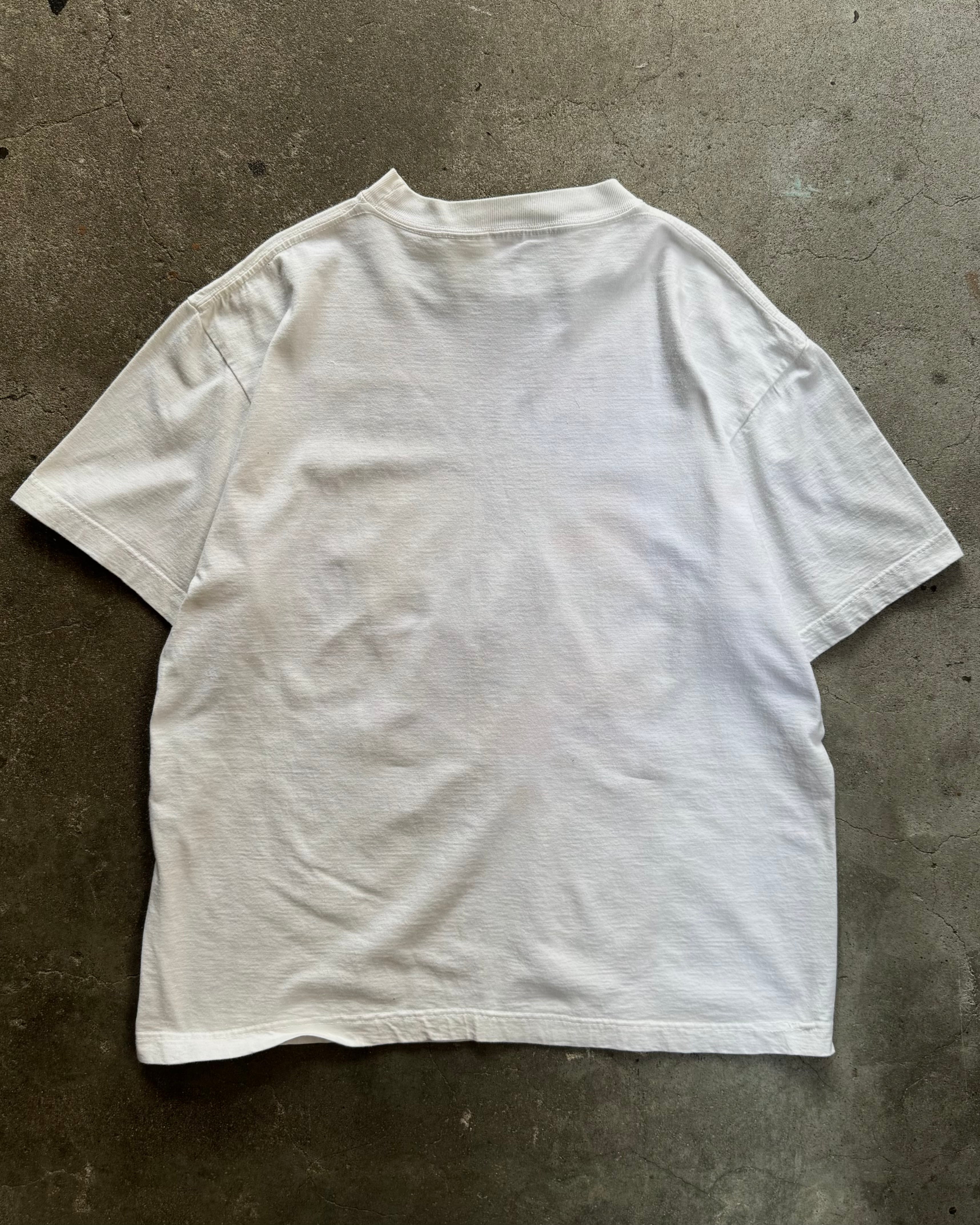 90’s PEANUTS “snoopy” t-shirt LARGE