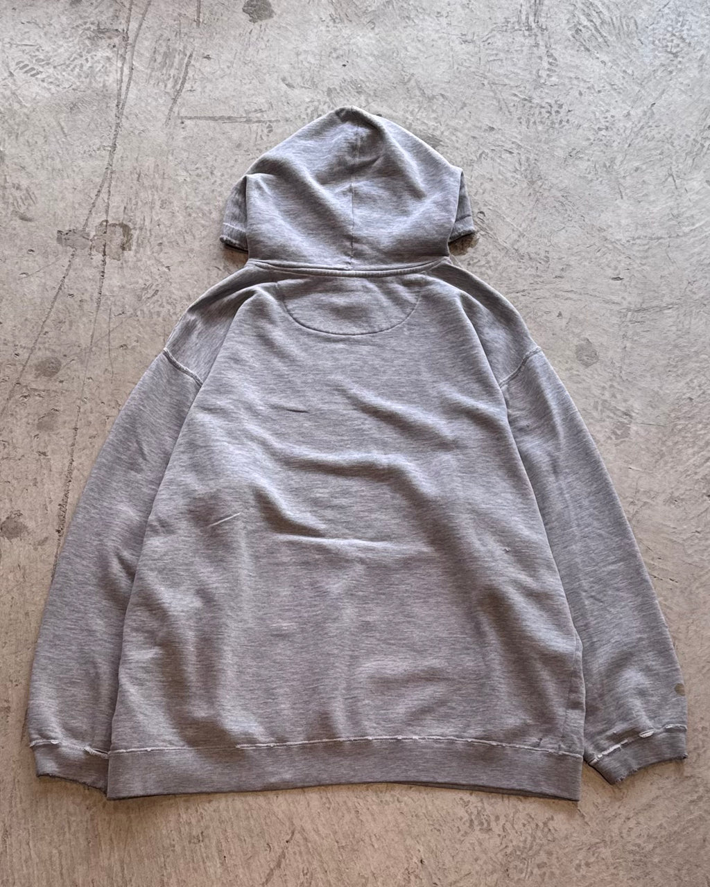 00’s “DICKIES”
faded damage pull-over hoodie LARGE