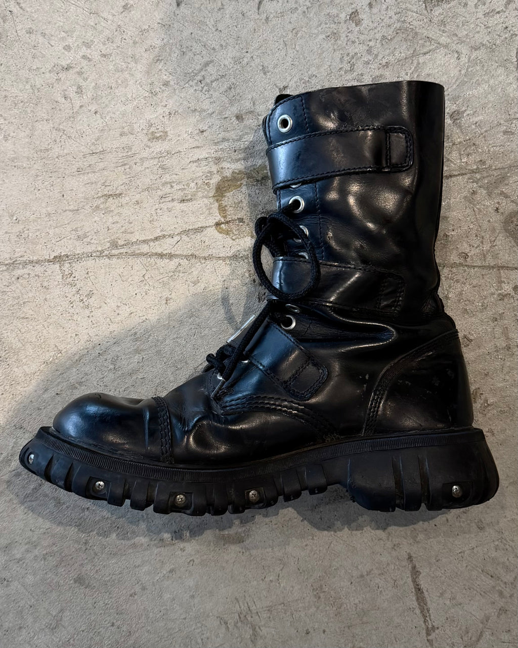 massiv 3buckle boots 12-loch