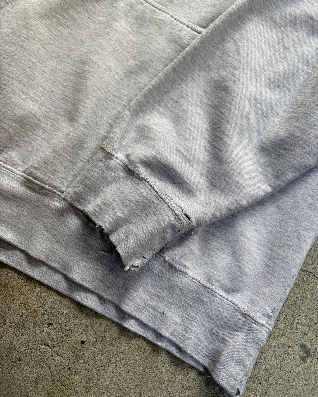 90-00’s “INDEPENDENT” hoodie