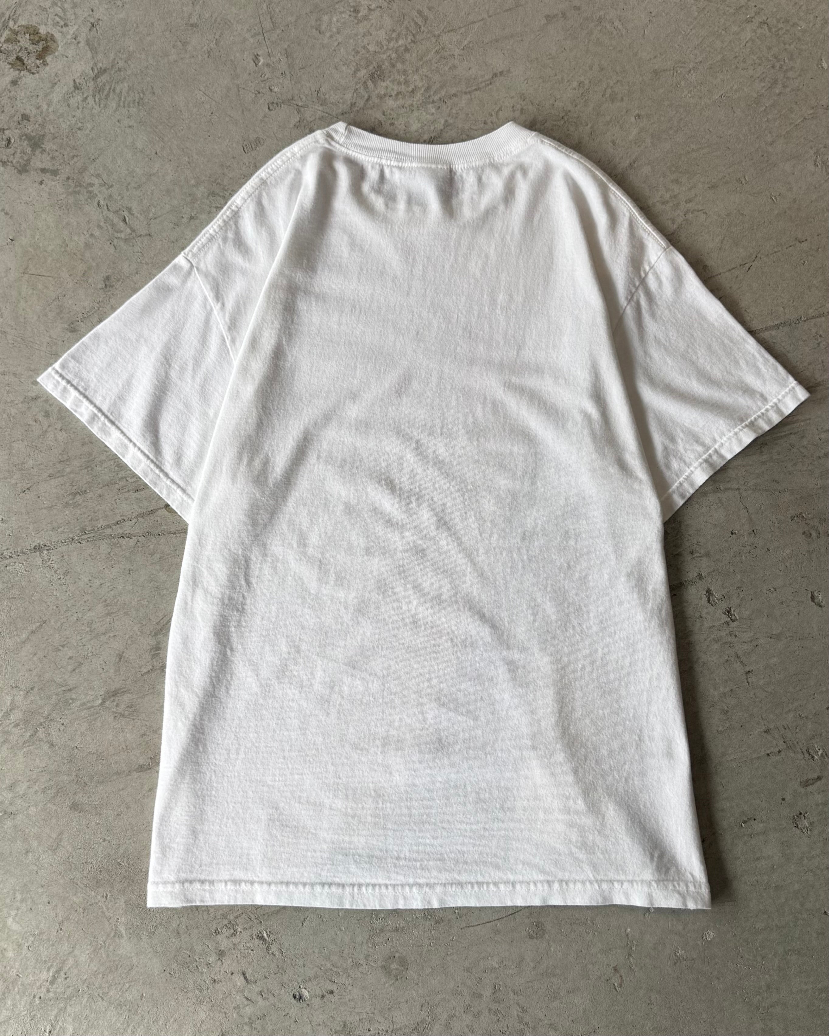 90's
massage t-shirt large