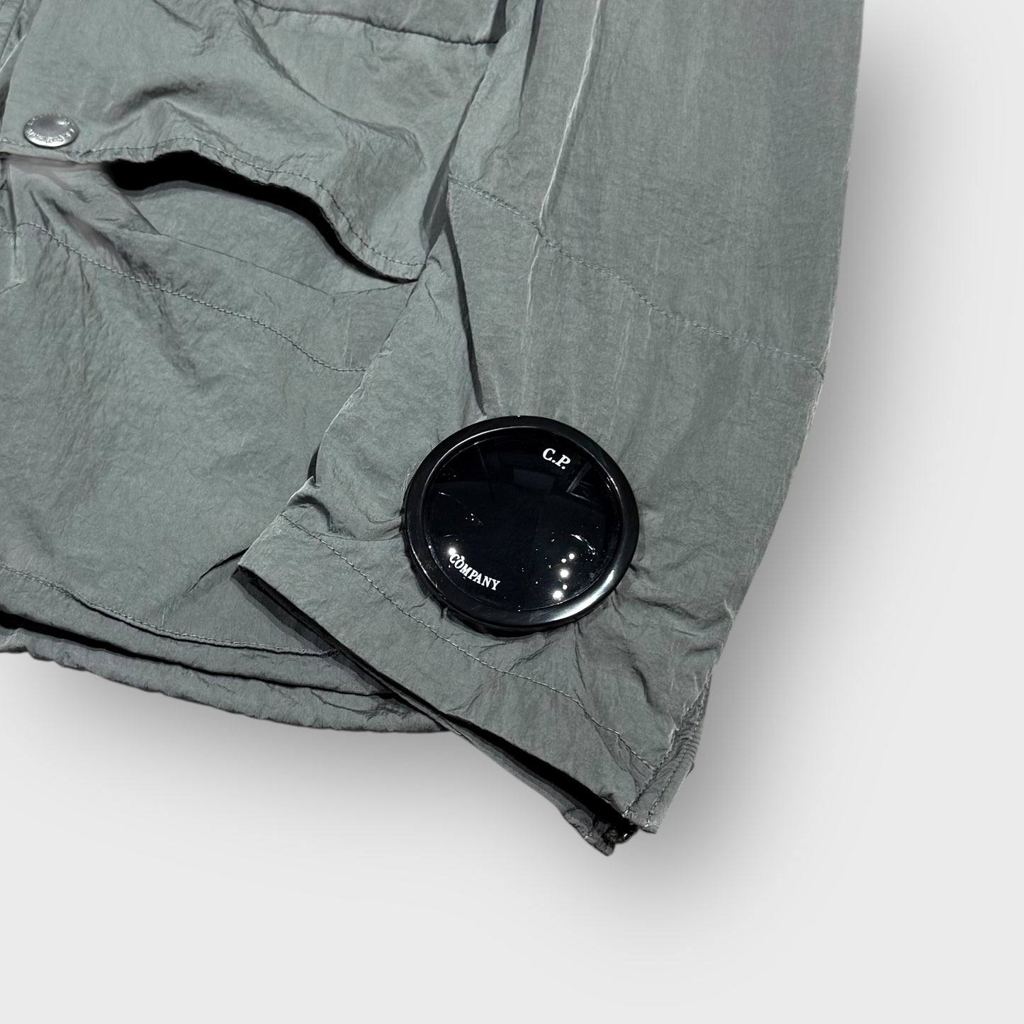 00’s “C.P.COMPANY”
nylon metal hooded jacket