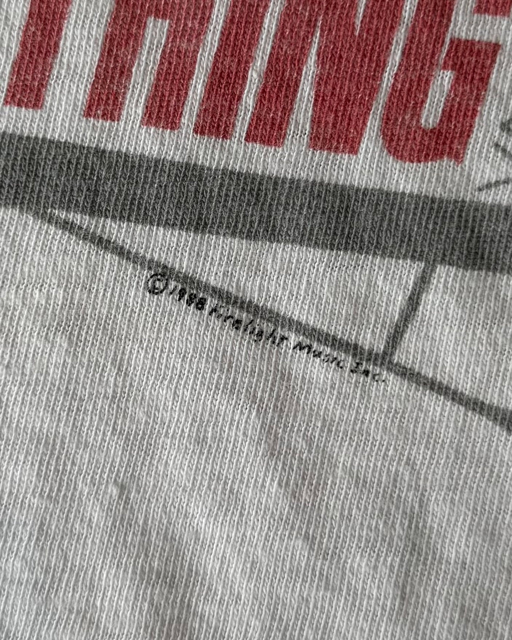 80's
art t-shirt medium