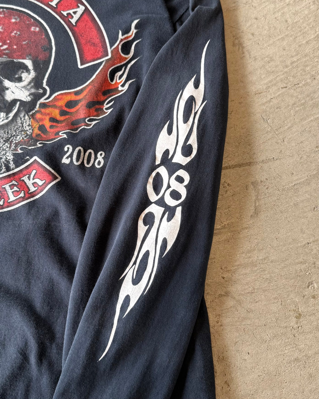 90’s skull design I/s t-shirt large