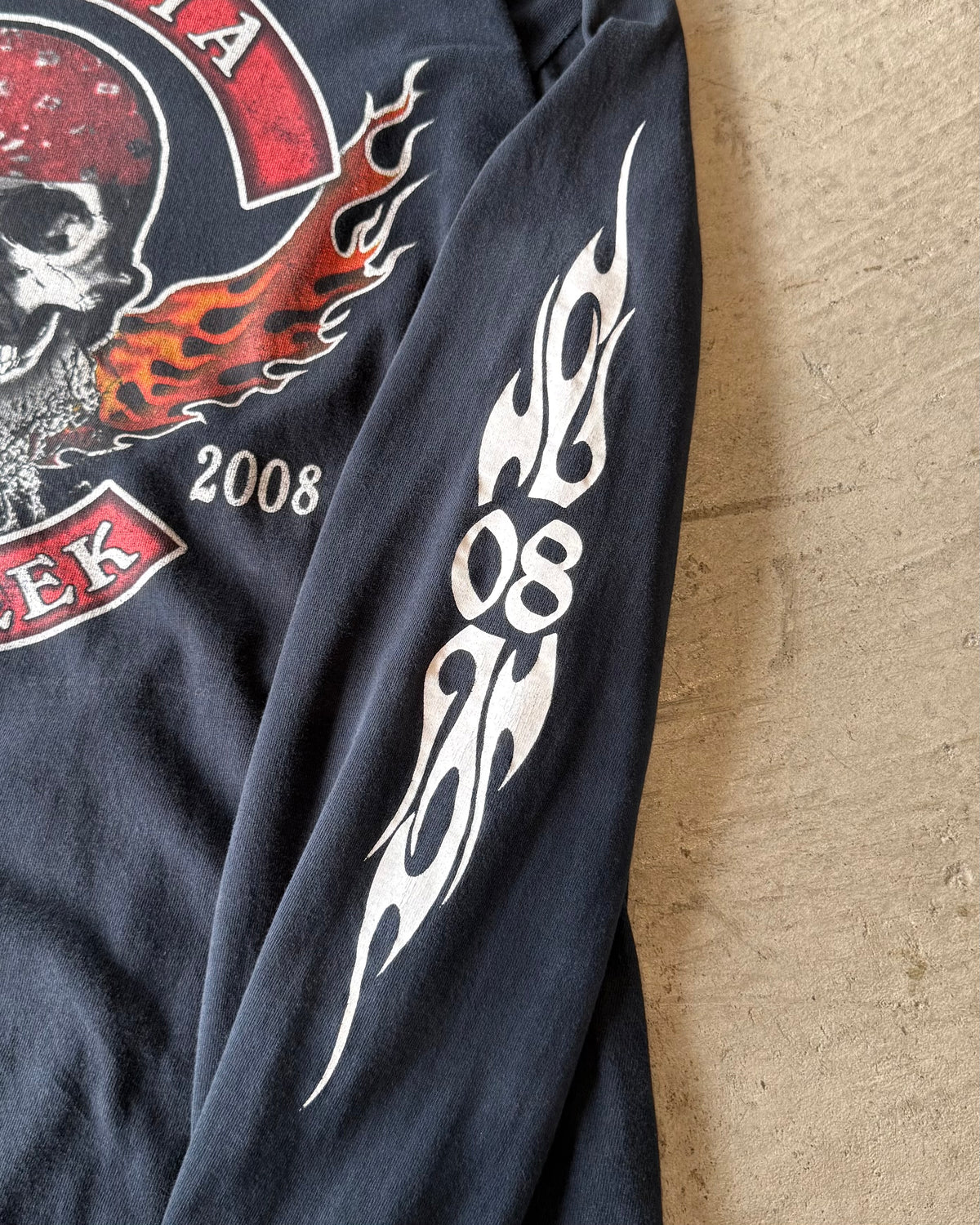 90’s skull design I/s t-shirt large