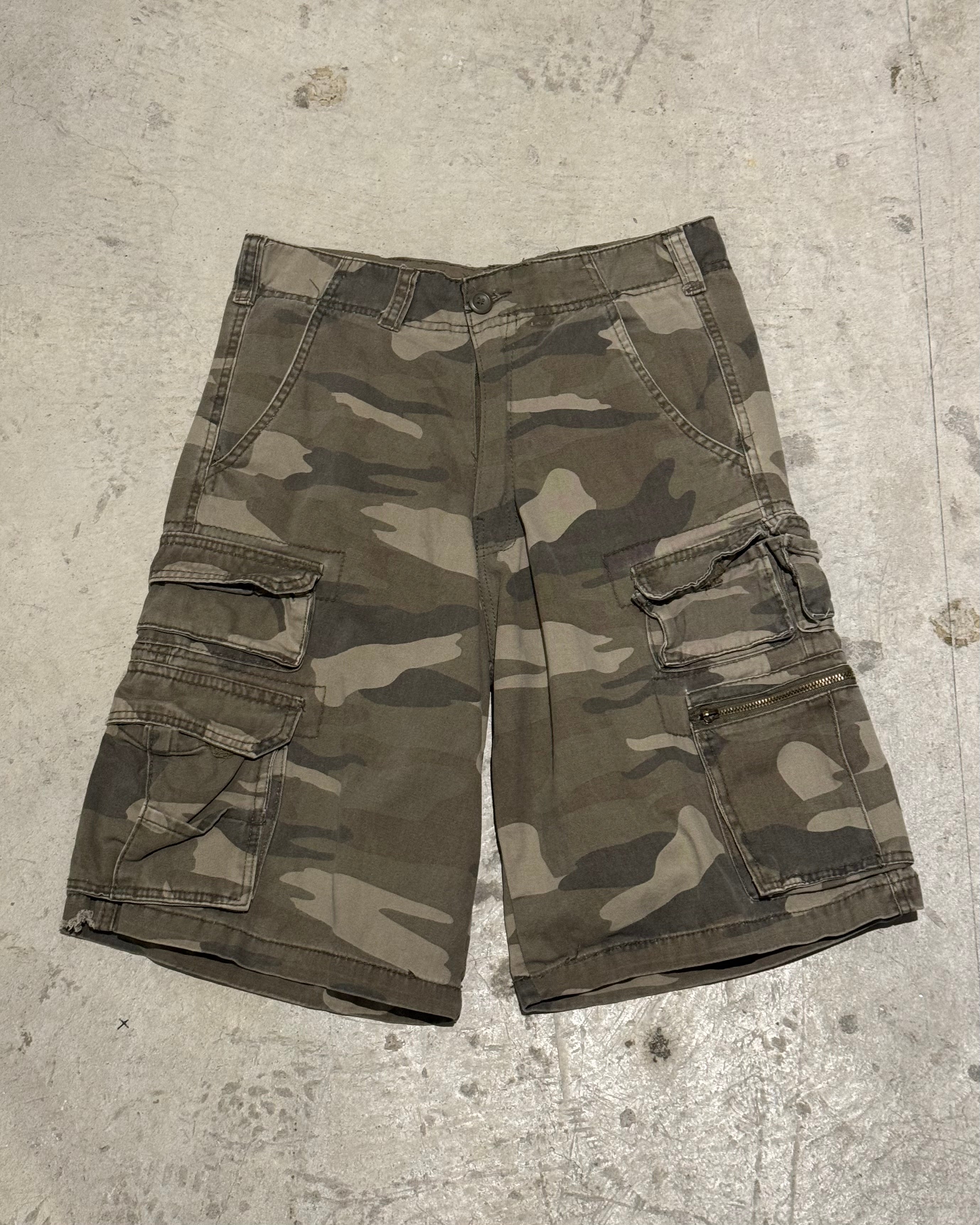 90’s camouflage cargo short pants