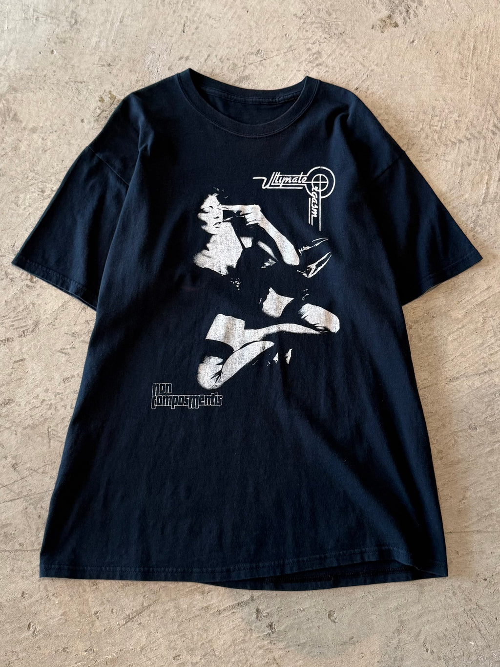 00’s “graphic” t-shirt
