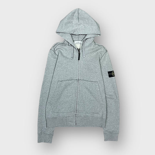 00’s “STONE ISLAND”
zip up hoodie