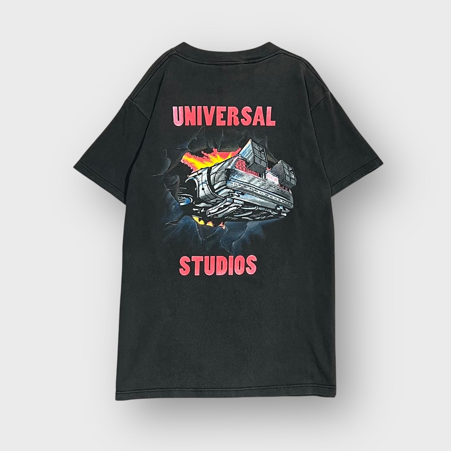 90’s “BACK TO THE FUTURE RIDE
adventure” t-shirt