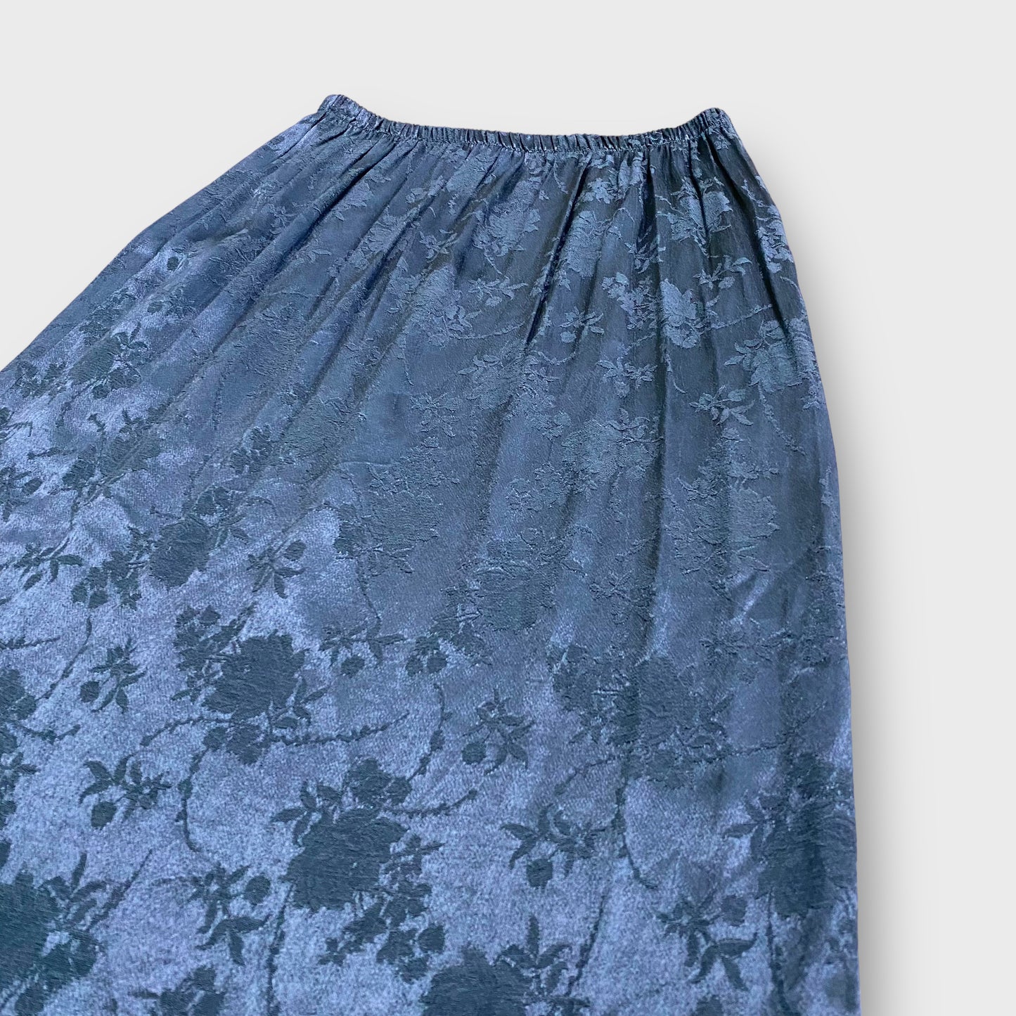Flower pattern lace mid maxi length skirt