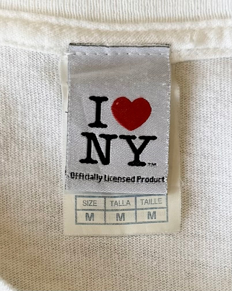 00's
"I ♡NY" t-shirt medium