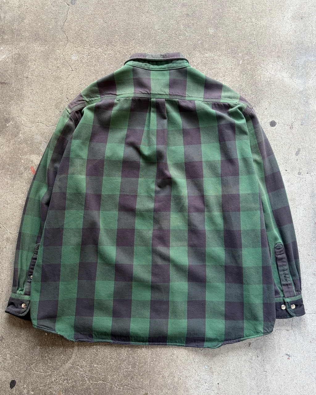 90-00’s “Carhartt” flannel shirt x-large
