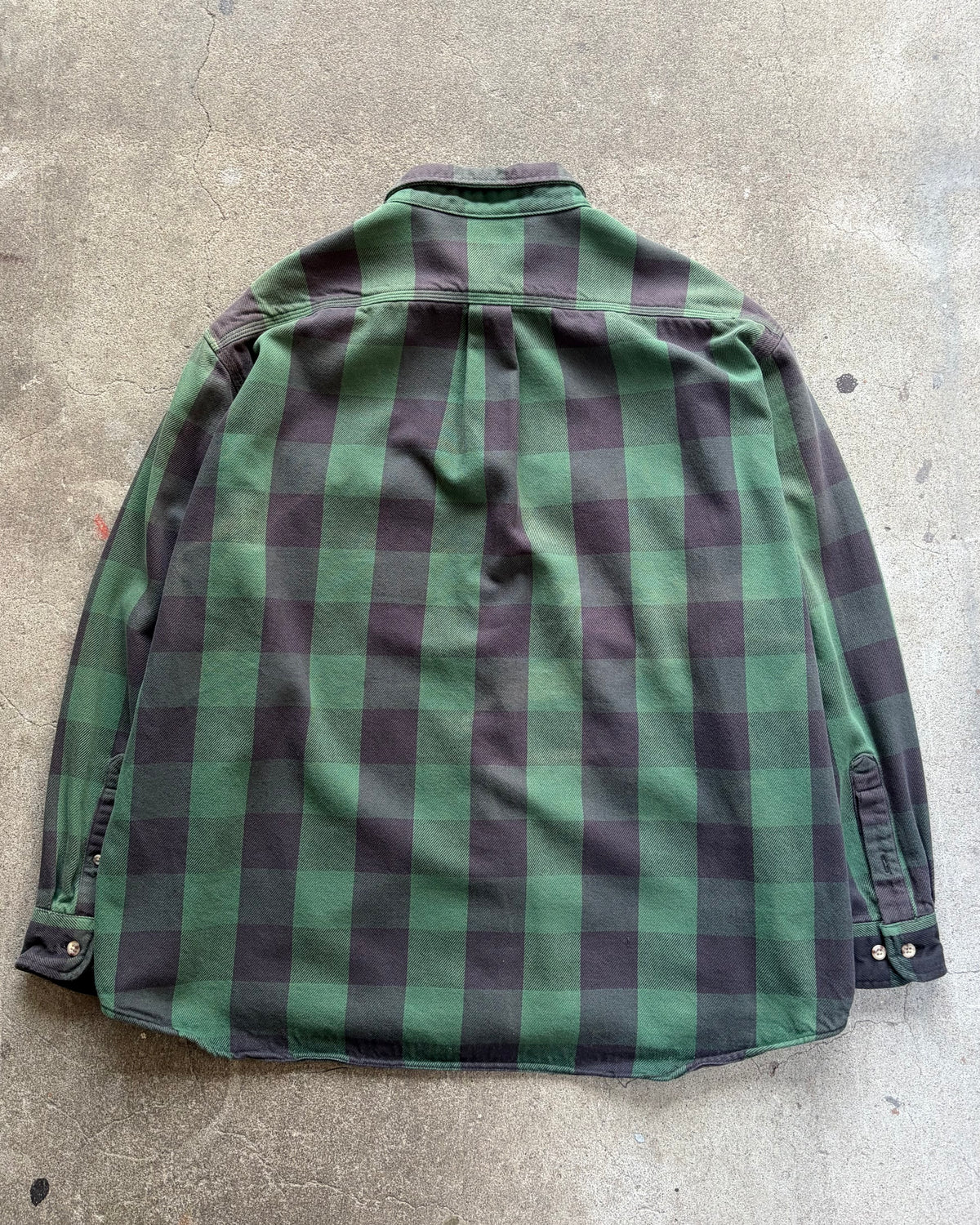 90-00’s “Carhartt” flannel shirt x-large